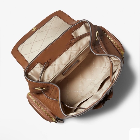 Michael Kors Jet Set Medium Backpack with Wallet Set - Picture 7 of 10